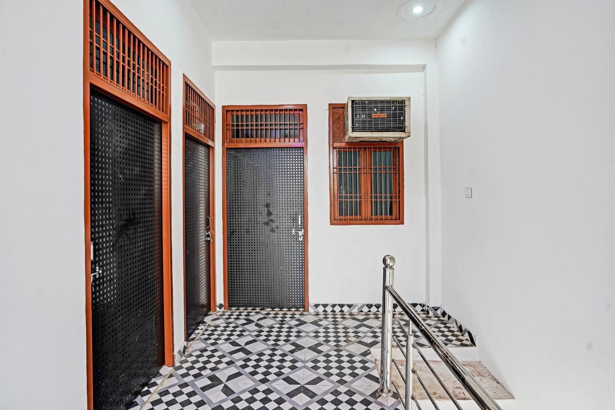 Hotel O Sparrow House Residency Bulandshahr Exteriör bild
